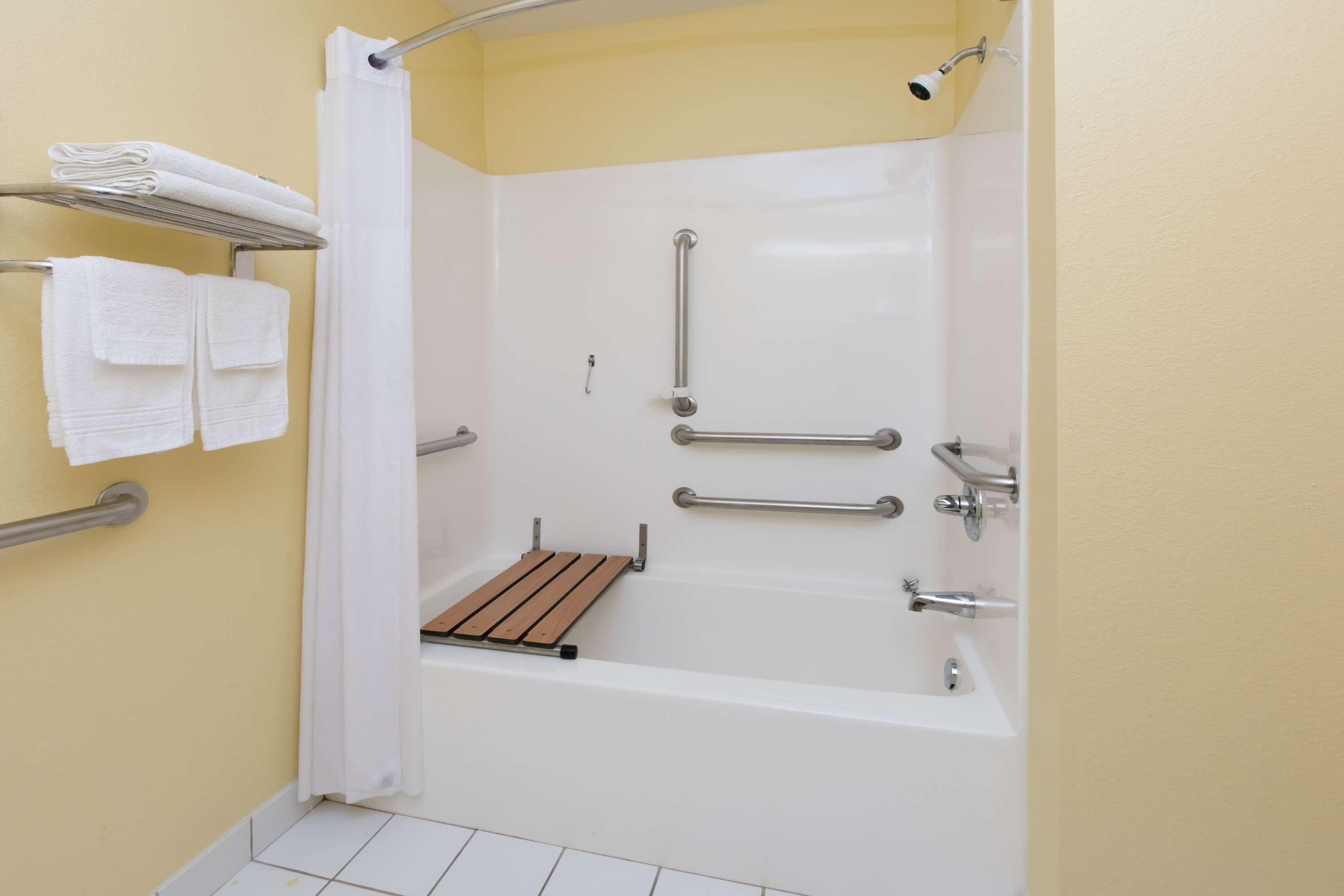 Days Inn Pryor Creek Zewnętrze zdjęcie