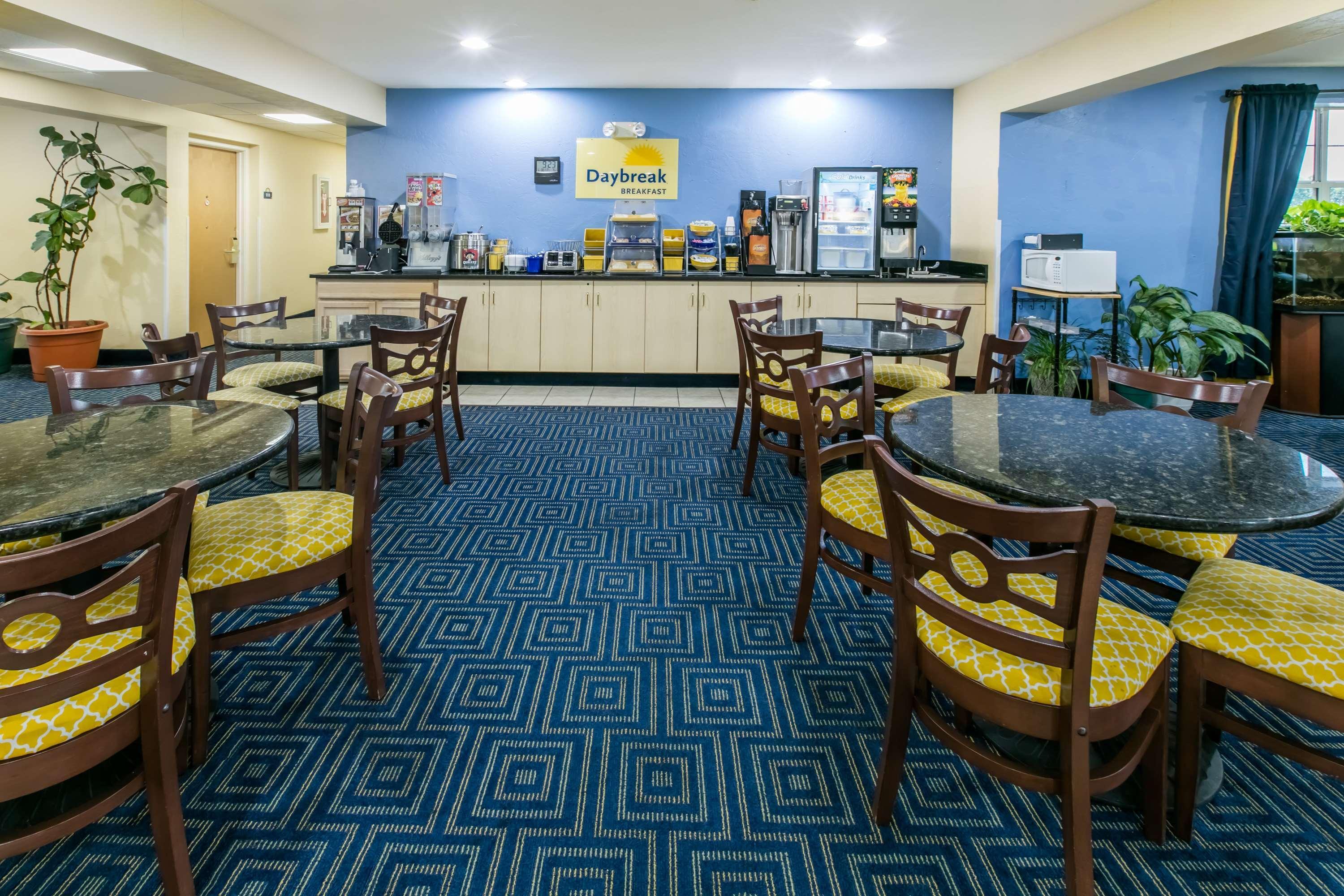 Days Inn Pryor Creek Zewnętrze zdjęcie