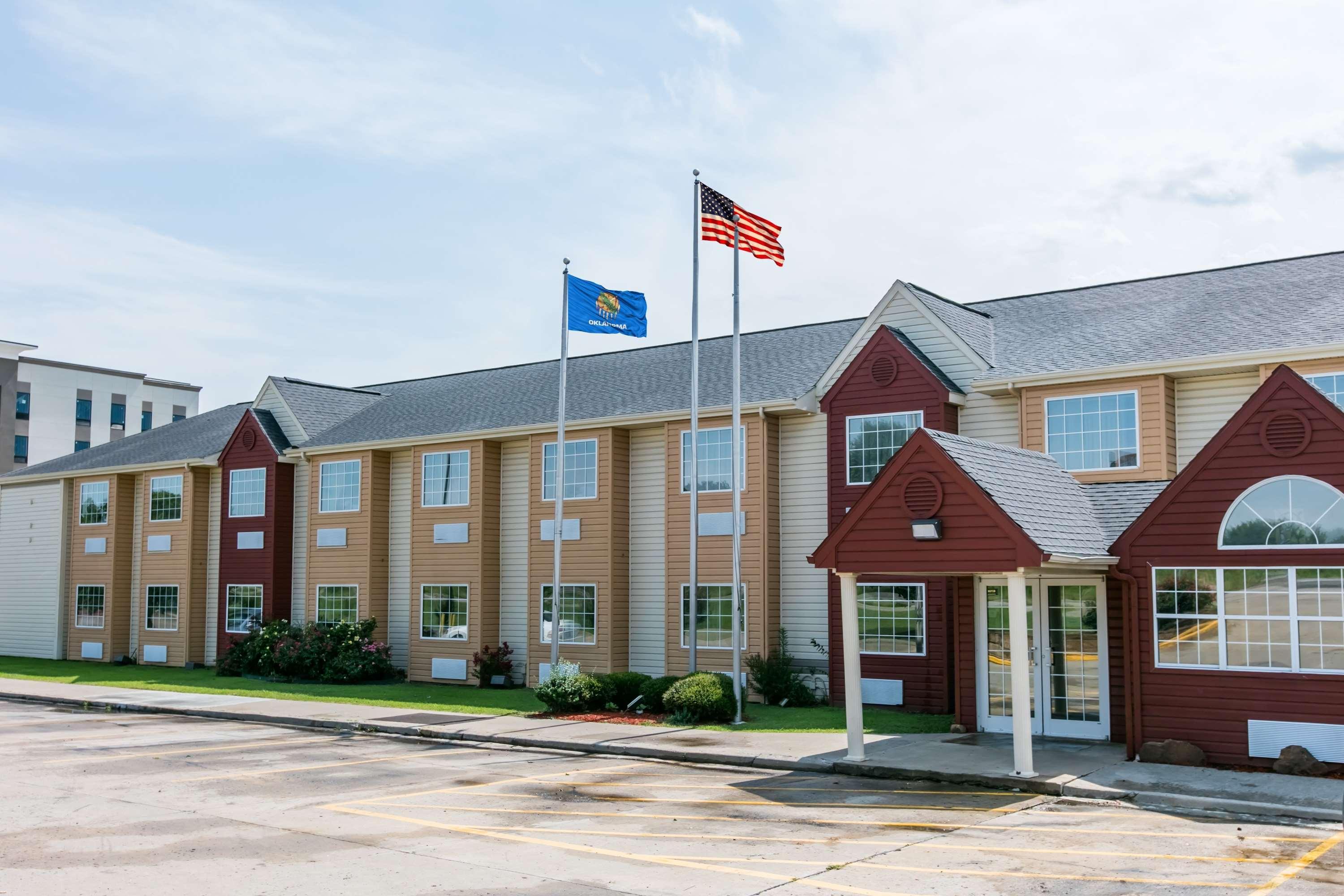 Days Inn Pryor Creek Zewnętrze zdjęcie