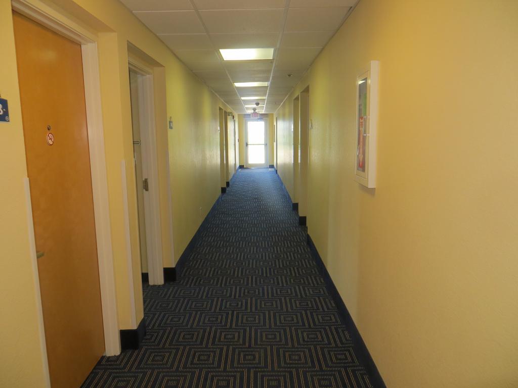 Days Inn Pryor Creek Zewnętrze zdjęcie