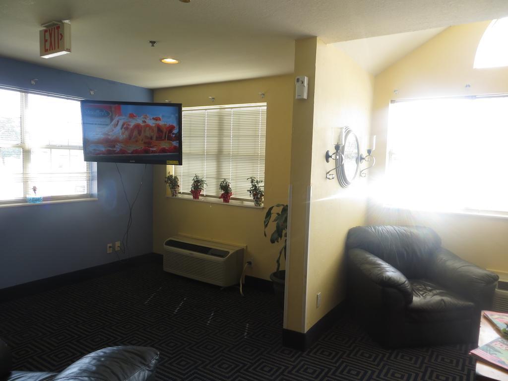 Days Inn Pryor Creek Zewnętrze zdjęcie